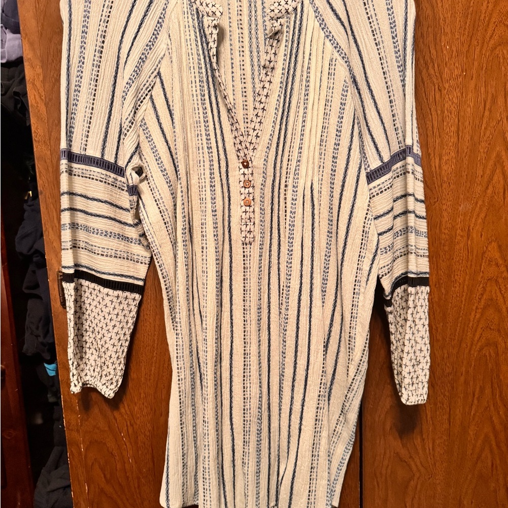 Veronica Beard Cream and Blue Knit Dress or Beach Coverup